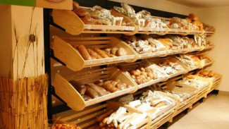 «Народный контроль» проверил нормы хранения хлеба в Салехарде