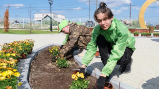 Более пяти тысяч подростков будут работать этим летом на Ямале 