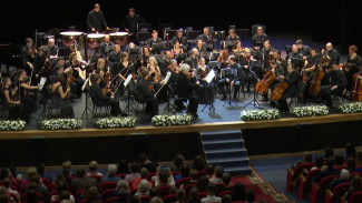 Музыканты из Санкт-Петербурга сыграли классические произведения для жителей Салехарда