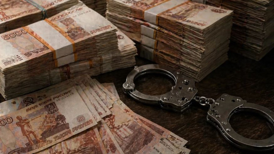 В Салехарде руководитель компании скрыл от налоговой 216 миллионов рублей