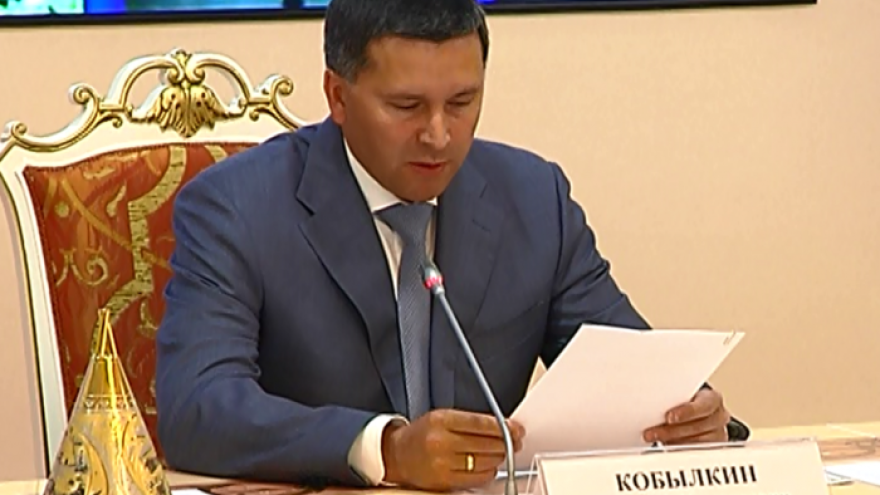 Дмитрий Кобылкин провёл заседание окружной комиссии по предотвращению ЧС