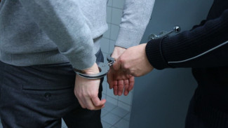 На Ямале полицейские задержали 2 наркодельцов