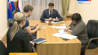 Жители Салехарда рассказали депутату Госдумы о своих проблемах