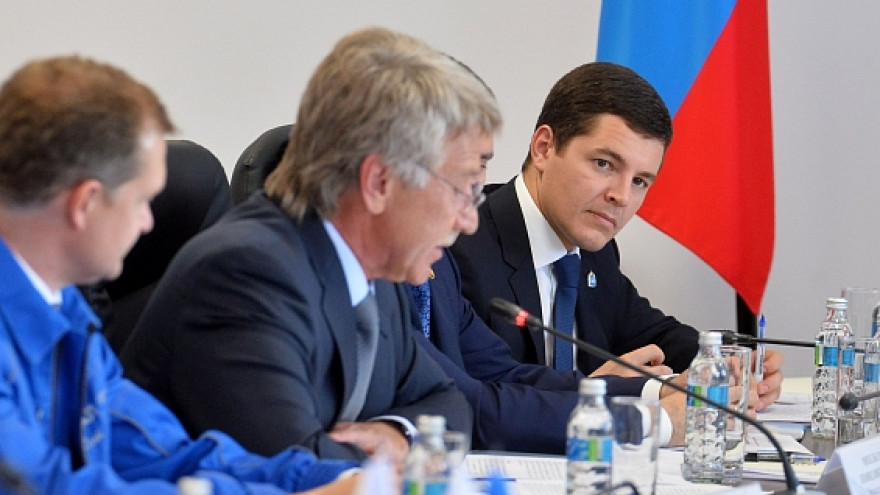 Дмитрий Артюхов принял участие в совещании в Сабетте, посвящённом развитию Северного морского пути