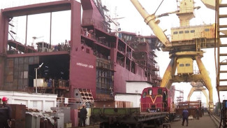 На Амурском заводе строят паром-гигант