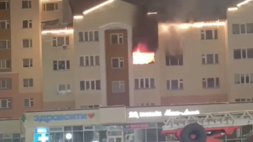 В Новом Уренгое при пожаре в жилом доме погибли два человека