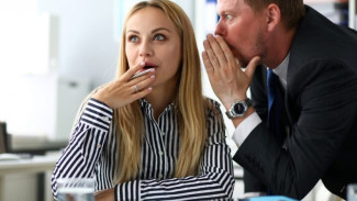 Сплетни на работе: как не стать жертвой офисных интриг