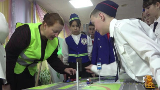 Ямальские школьники поучаствовали в слете юных инспекторов движения