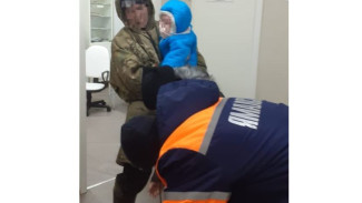 Ямалспасовцы эвакуировали ребенка с фактории, который нуждался в медицинской помощи