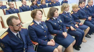 В День криминалистики сотрудники СУ СК России по ЯНАО получили ведомственные награды