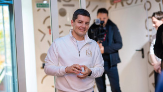 Дмитрий Артюхов и Алексей Титовский проверили ход благоустройства в Салехарде