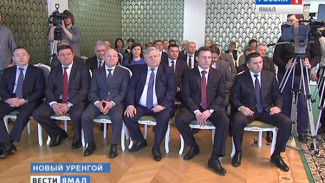 Полпред президента в УрФО и Губернатор Ямала провели встречу в Новом Уренгое