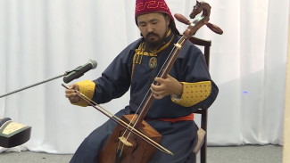 Культурный поворот на Восток: в Новом Уренгое выступил творческий коллектив из Монголии