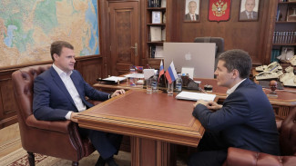 Дмитрий Артюхов обсудил с министром Алексеем Чекунковым развитие Арктической зоны