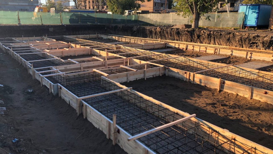 Трехэтажка на 43 семьи: Ямал строит жилой дом в Волновахе 