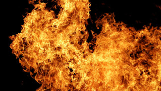 В ночь на 13 марта надымские огнеборцы около 3,5 часов ликвидировали пожар