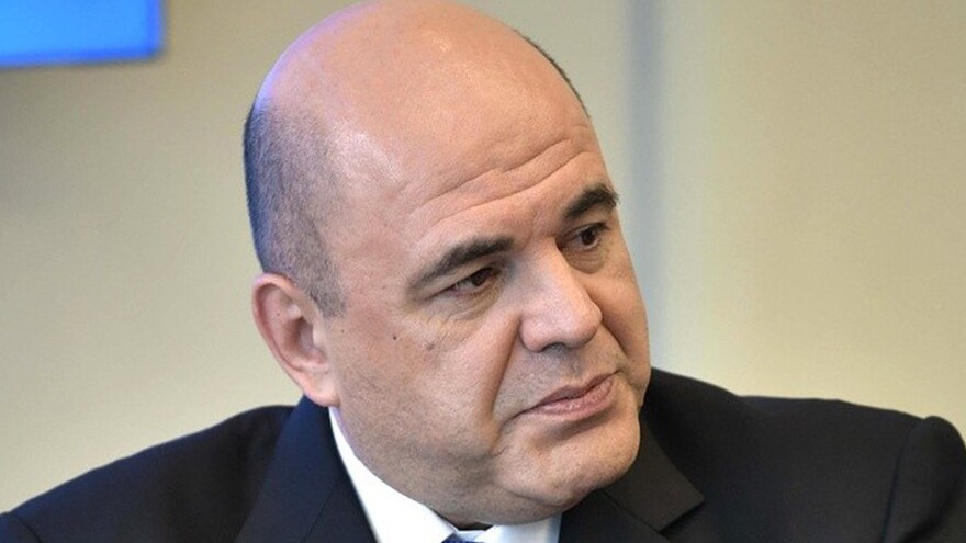 Мишустин поддержал предложение о заморозке цен на продукты и лекарства