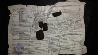 Полицейские задержали Lexus на автодороге Сургут — Салехард, в котором обнаружили наркотики