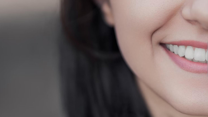 10 привычек, которые разрушают зубы: как избежать проблем