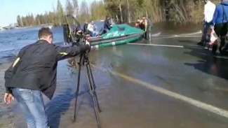 На Ямале затопило одну из автомобильных трасс