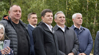 Губернаторы Ямала и Тюменской области посетили Ноябрьск в День города