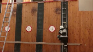 В Надыме подготовили новую смену квалифицированных пожарных