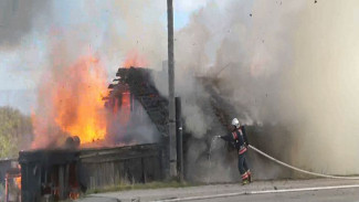 Видео: сегодня в Салехарде произошёл пожар