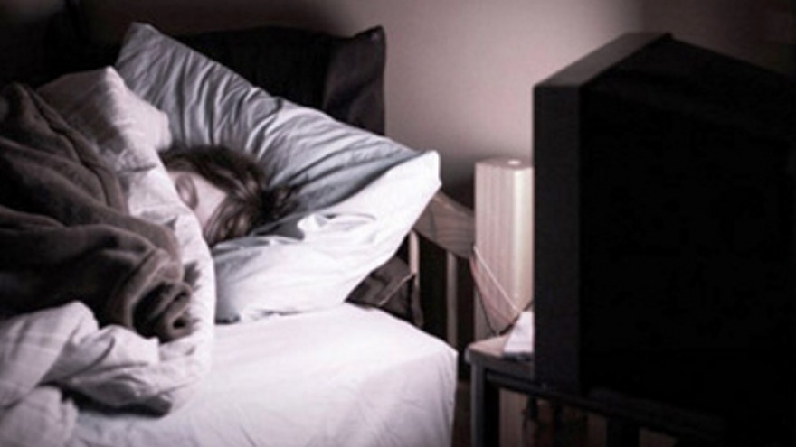 Ученые: даже небольшое количество света в спальне способно серьёзно повысить риск развития депрессии