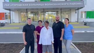 Отвага и профессионализм: ямальские медики провели сложнейшую операцию в Волновахе