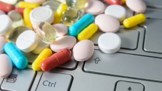 Лечат или калечат: как не нарваться на фальшивые лекарства в интернете и можно ли вернуть их в аптеку