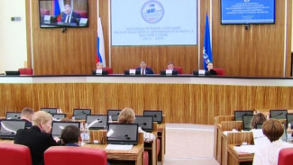 Ямальские депутаты поддержали предложение о компенсации расходов на оплату стоимости проезда пенсионерам Крайнего Севера