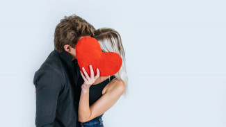 Любовный гороскоп для Близнецов на 2023 год: романтика или точный расчет