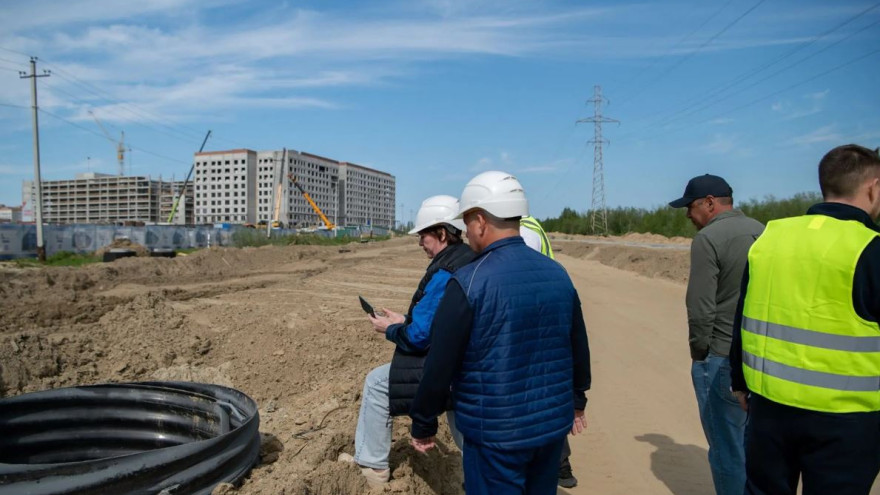 Госстройнадзор Ямала проверил реконструкцию улицы Объездной в Салехарде