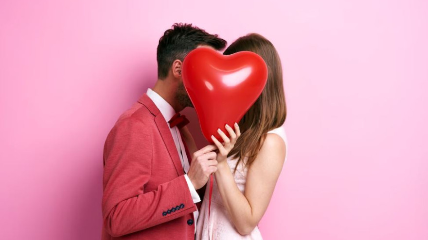 День святого Валентина 2023: приметы на 14 февраля о расставании, разводе и свадьбе 