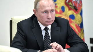Путин освободил от должности трех министров и полпреда в Уральском федеральном округе 