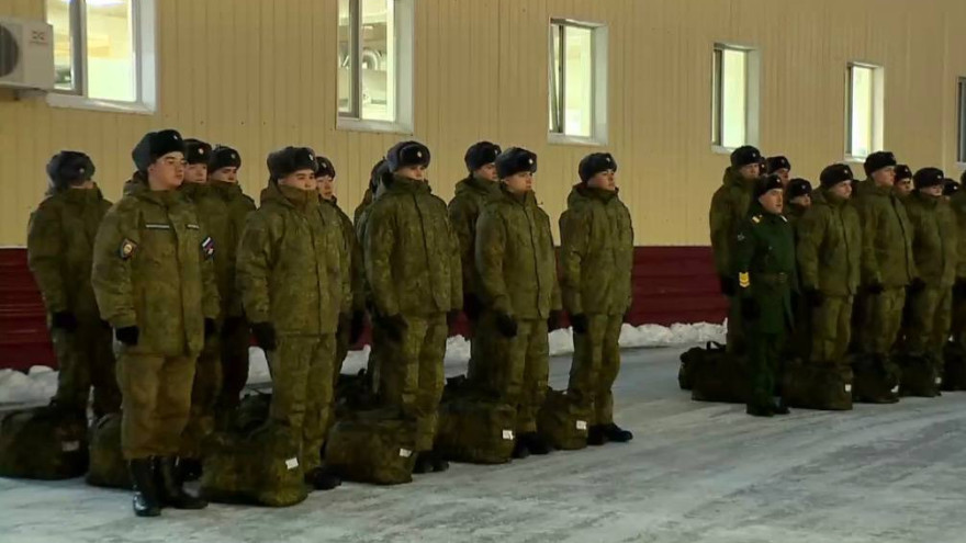 Первая группа ямальских призывников отправилась к местам службы