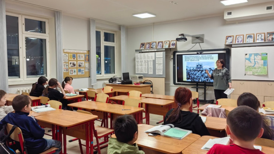Урок в память о воинах-интернационалистах прошел в школе на Ямале 