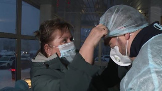 Развозят врачей, доставляют лекарства: на Ямале единороссы не остались в стороне от общей беды 