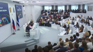 В Салехарде эксперты обсудили умную экономию на госзакупках