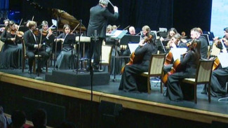 Музыка - это дело сердца: Тюменский симфонический оркестр дал в Салехарде большой концерт русской классики