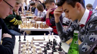 Поздравляем Александру Горячкину с международным днем шахмат
