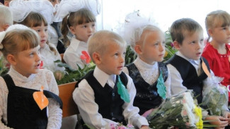 Ямальцы помогут детям Юго-Востока Украины пойти в школу