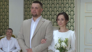 Ямальцы предпочитают «зеркальные» даты для регистрации брака 
