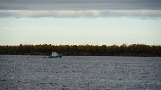 Перевернулась лодка: на Ямале из воды достали тело женщины