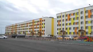 В Коротчаево и Лимбяяхе в самом разгаре строительно-ремонтный сезон