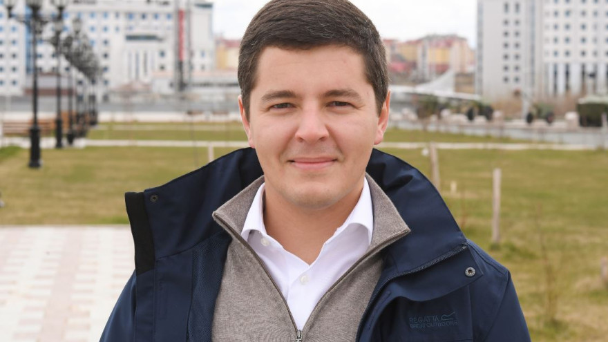 Дмитрий Артюхов поздравляет всех причастных ямальцев с Днём пограничника