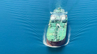 Президент подписал закон, освобождающий от налога на прибыль судовладельцев при экспорте СПГ