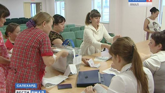 Будущие мамы голосуют! В Салехардской больнице развернулся избирательный участок
