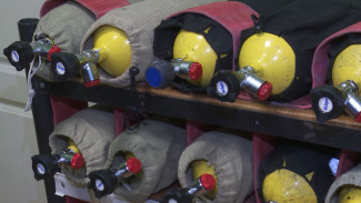 Быстро и удобно: на Ямале пожарное оборудование проверят прямо в частях