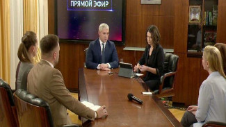 По «сетевым» стопам губернатора: глава Ноябрьска ответил на вопросы населения в режиме online